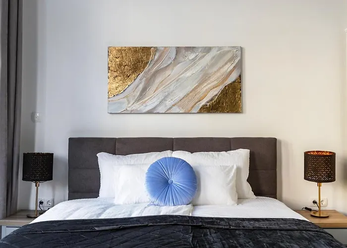 Apartamento Lh Gallery