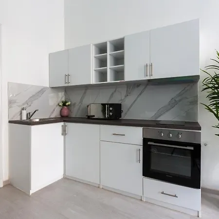 Lh Gallery Apartment *