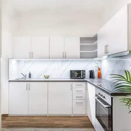 Lh Gallery Apartment