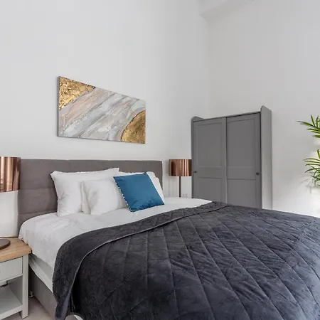 Lh Gallery Apartment *