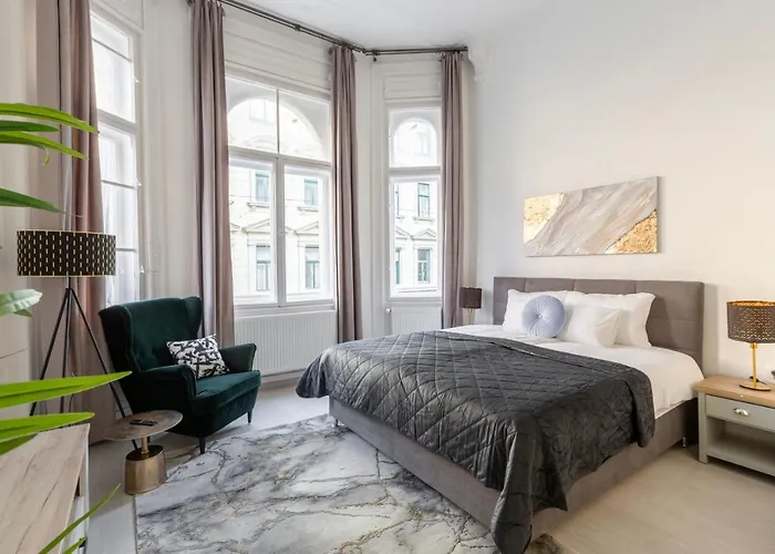 Lh Gallery Apartment *